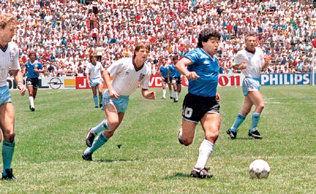 22Diego-Maradona-1